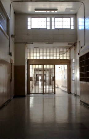 Hallway to the Prison cells